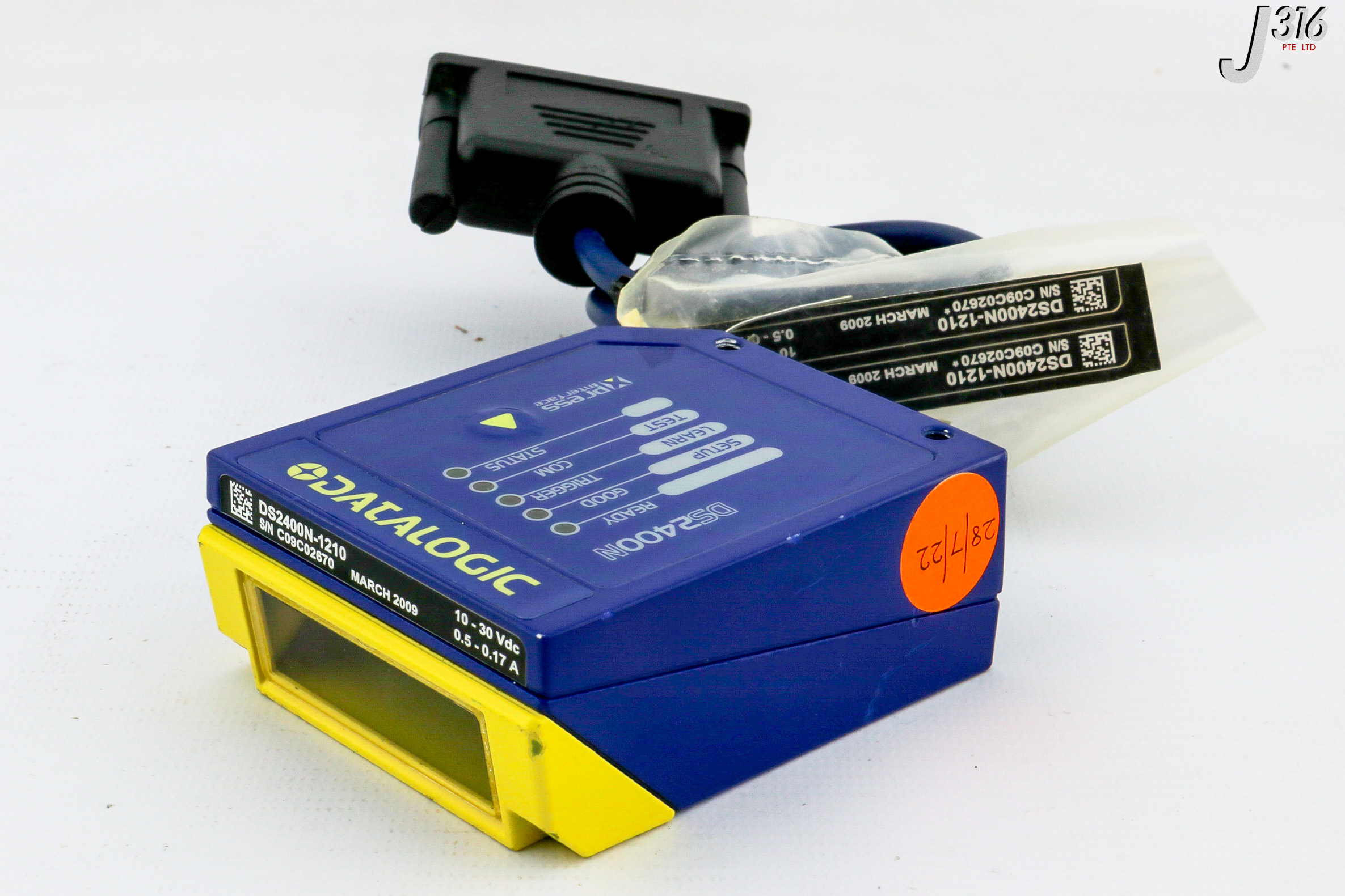 29405 DATALOGIC SHORT-RANGE INDUSTRIAL BARCODE READER DS2400N-1210